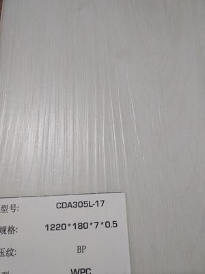 O CE do ISO certificou o vinil de WPC que pavimenta a camada do desgaste de 0.1mm - de 0.7mm para interno